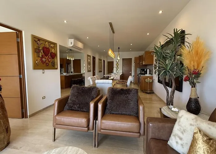 Cozy And Close To Town - Olas 243 * Cabo San Lucas