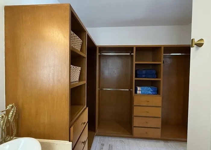 Cozy And Close To Town - Olas 243 Cabo San Lucas